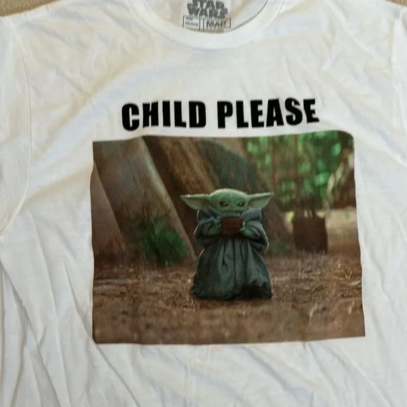NWT Star Wars, baby Yoda men’s short sleeve, T-shirt, size medium - Picture 2 of 4